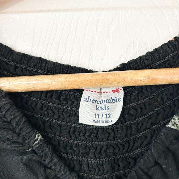 Abercrombie Kids Black Daisy Print Sleeveless Romper Dress Girls Size 11/12 - Picture 2 of 4